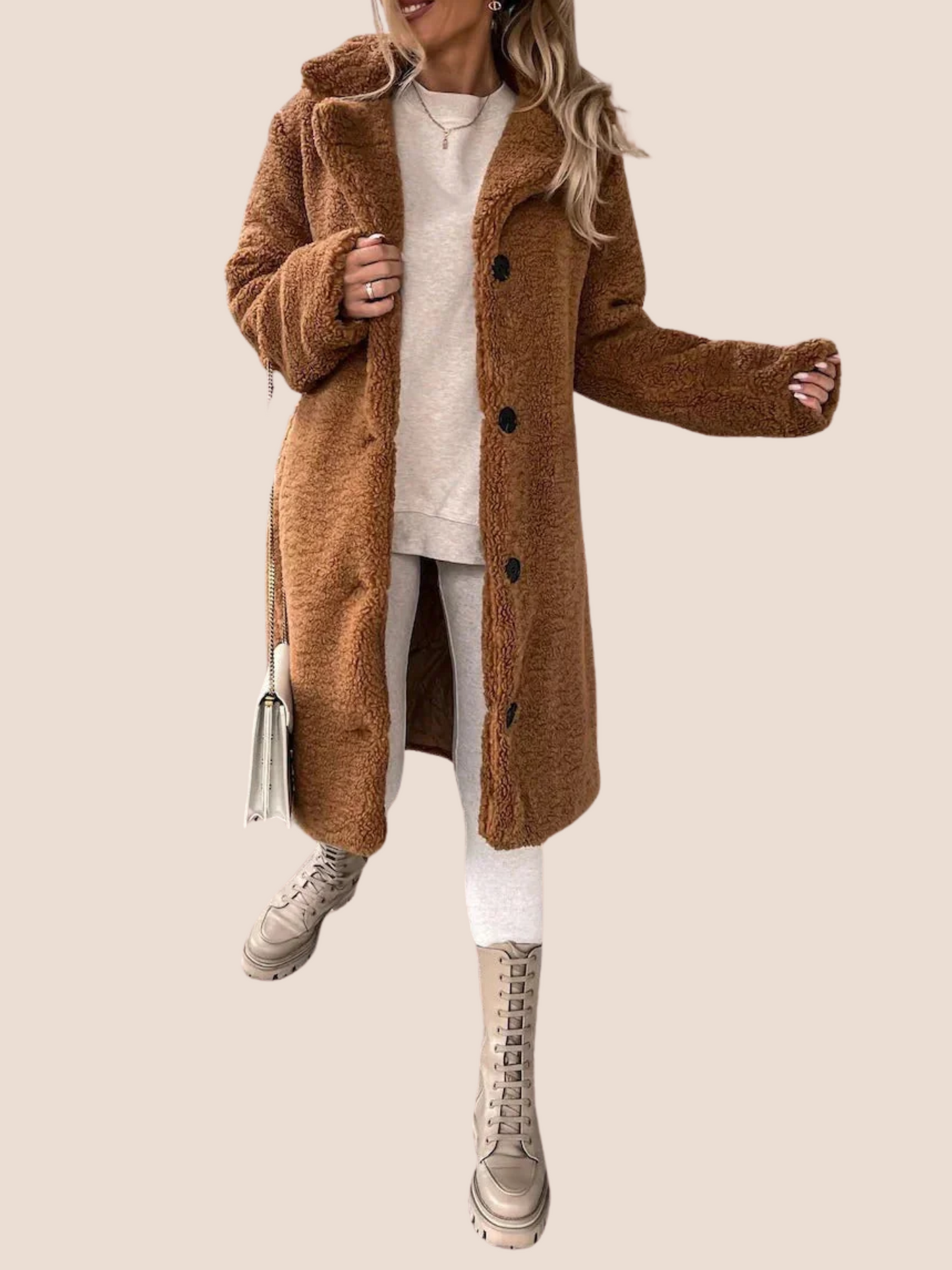 Ladies Oversized Winter Coat for Soft Teddy Texture and Timeless Elegance