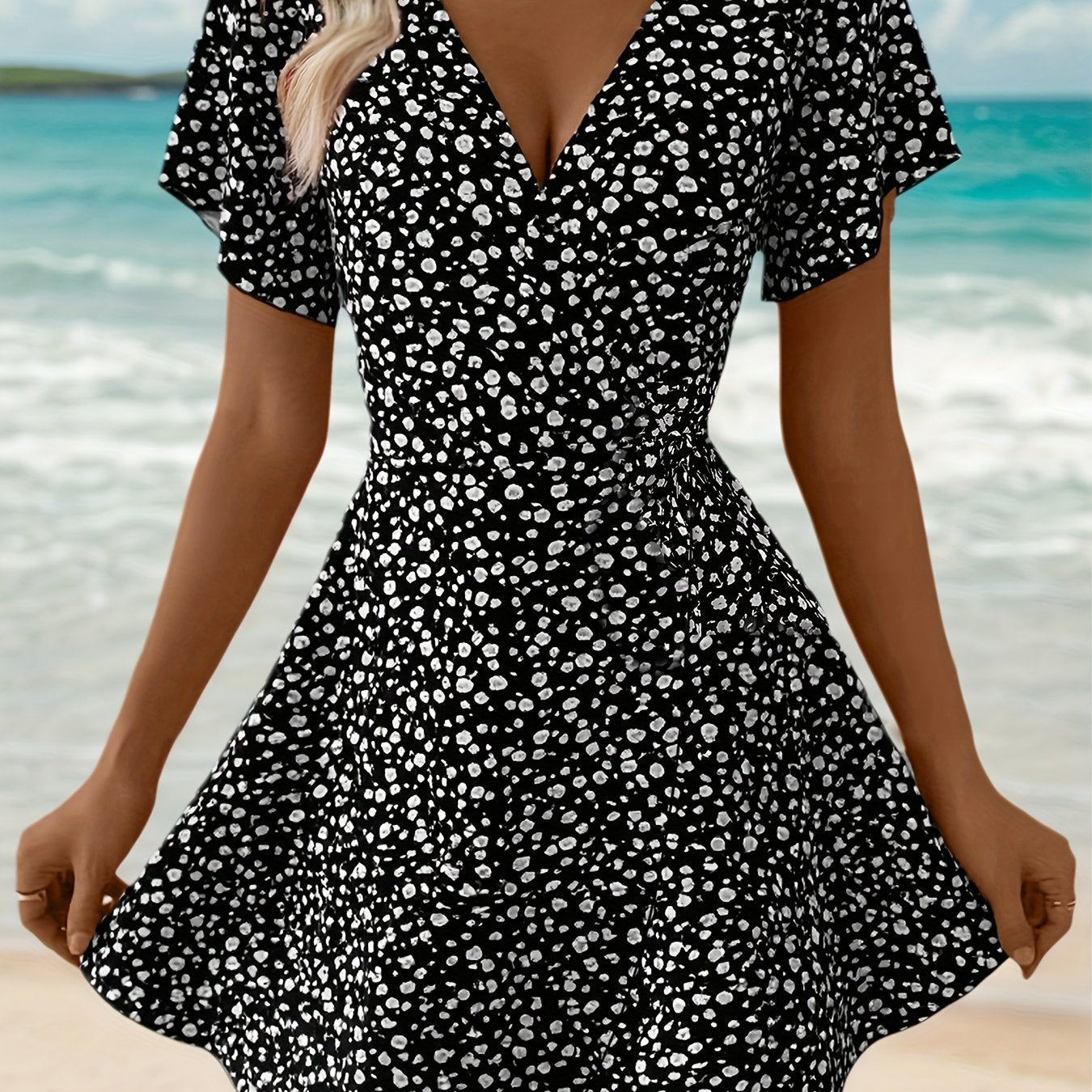Lightweight Ladies' Summer Dress with Floral Print and Elegant Wrap Design