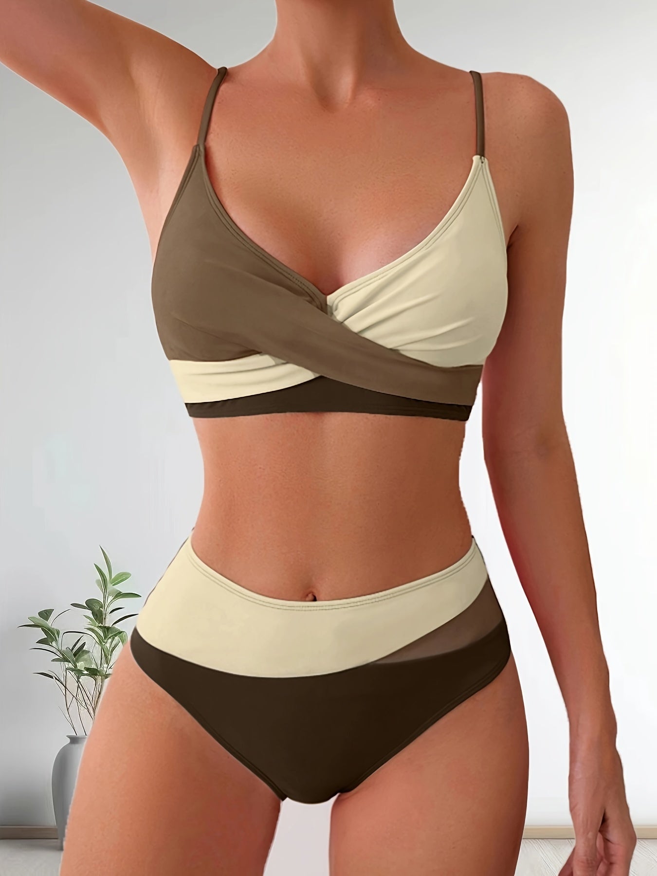 Set with Comfortable Patchwork Bikini Design for Ladies with Stretch Fit