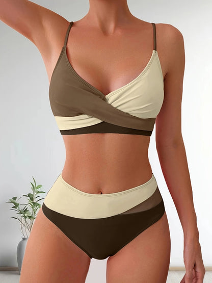 Set with Comfortable Patchwork Bikini Design for Ladies with Stretch Fit