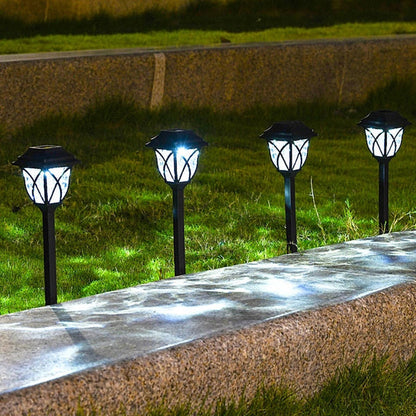 Solar Garden Lamps with Lantern Design for Atmospheric and Energy-Efficient Outdoor Lighting
