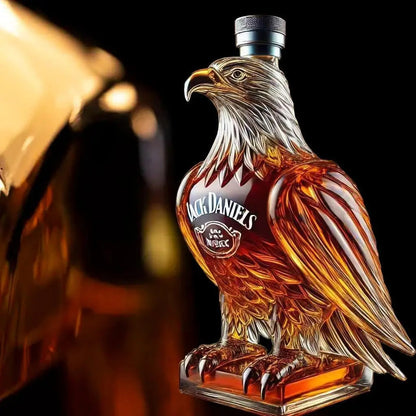 Eagle-Shaped Whisky Decanter for a Stylish and Exclusive Centrepiece