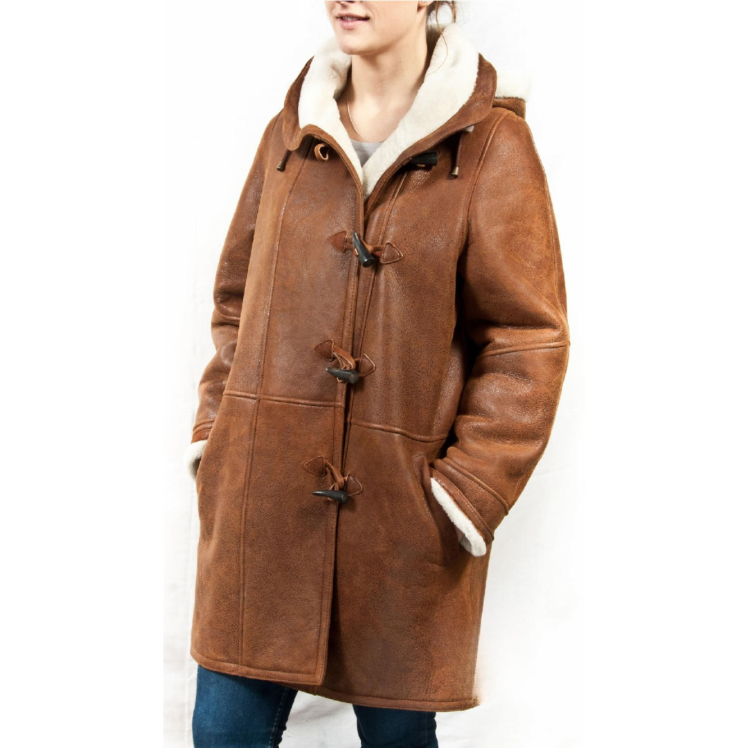 Cozy Shearling Women's Jacket with Hood for Warm and Relaxed