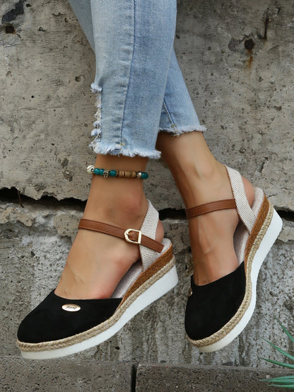 closed toe platform