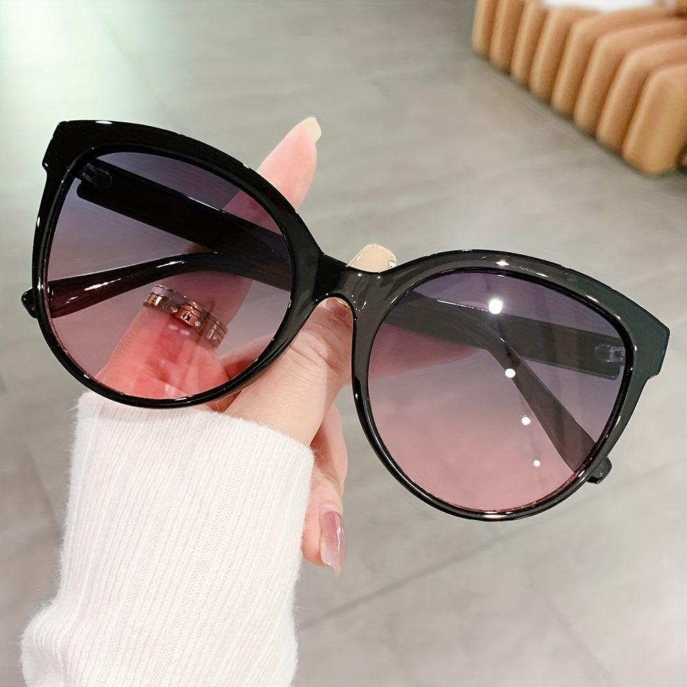 Luxe Cat-Eye Sunglasses for Women for Oversized and Stylish for Sunny Days