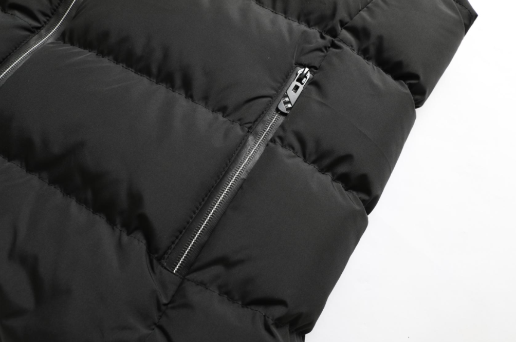 Heated Unisex Jacket with Adjustable Heat and Water-Repellent Material