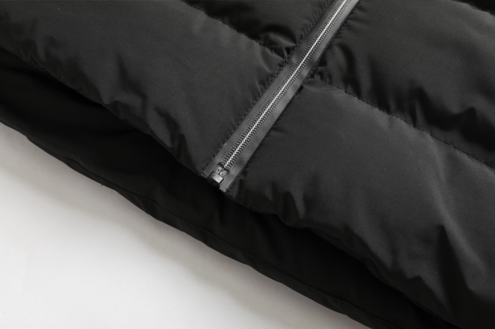 Heated Unisex Jacket with Adjustable Heat and Water-Repellent Material