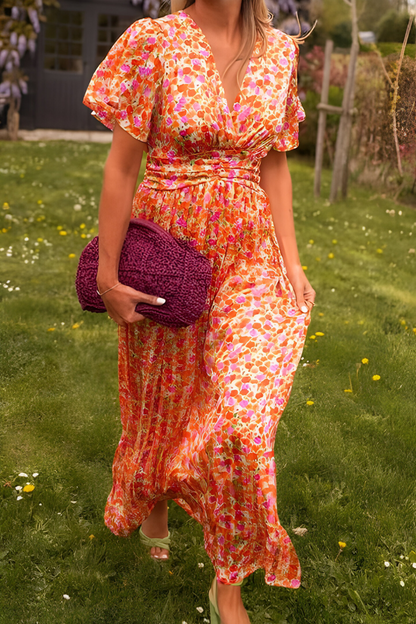 Maxi Dress with V Neck and Floral Print for an Elegant Summer Look