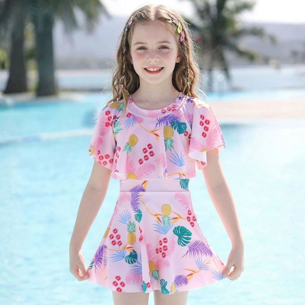 Set with Girls' Swim Design for Beach and Pool with Skirt and Comfortable Fit