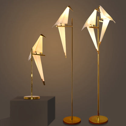 Table Lamp Origami Birdy with Cozy Warm Light and Modern Wing Design