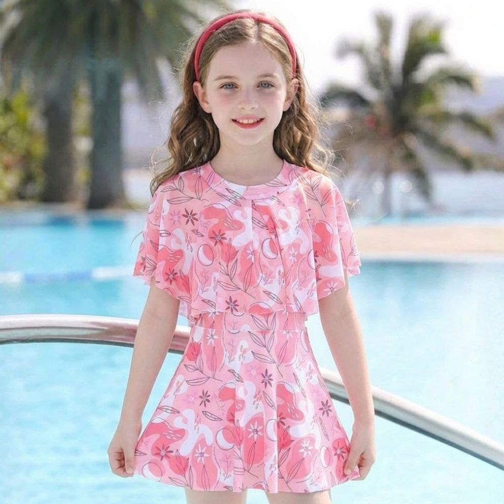 Set with Girls' Swim Design for Beach and Pool with Skirt and Comfortable Fit