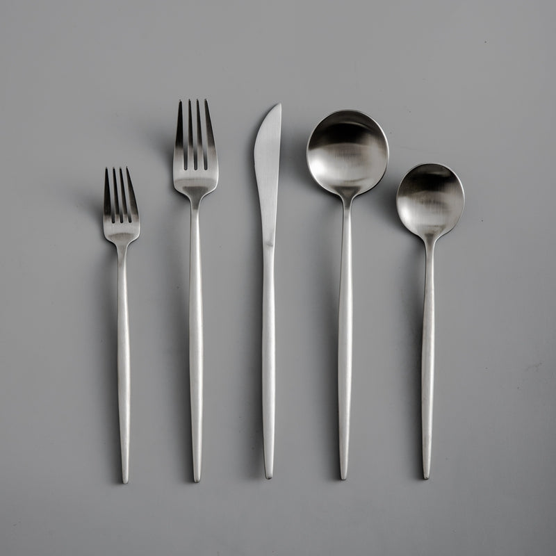 Set Aurora Cutlery for Minimalistic, Modern and Timeless