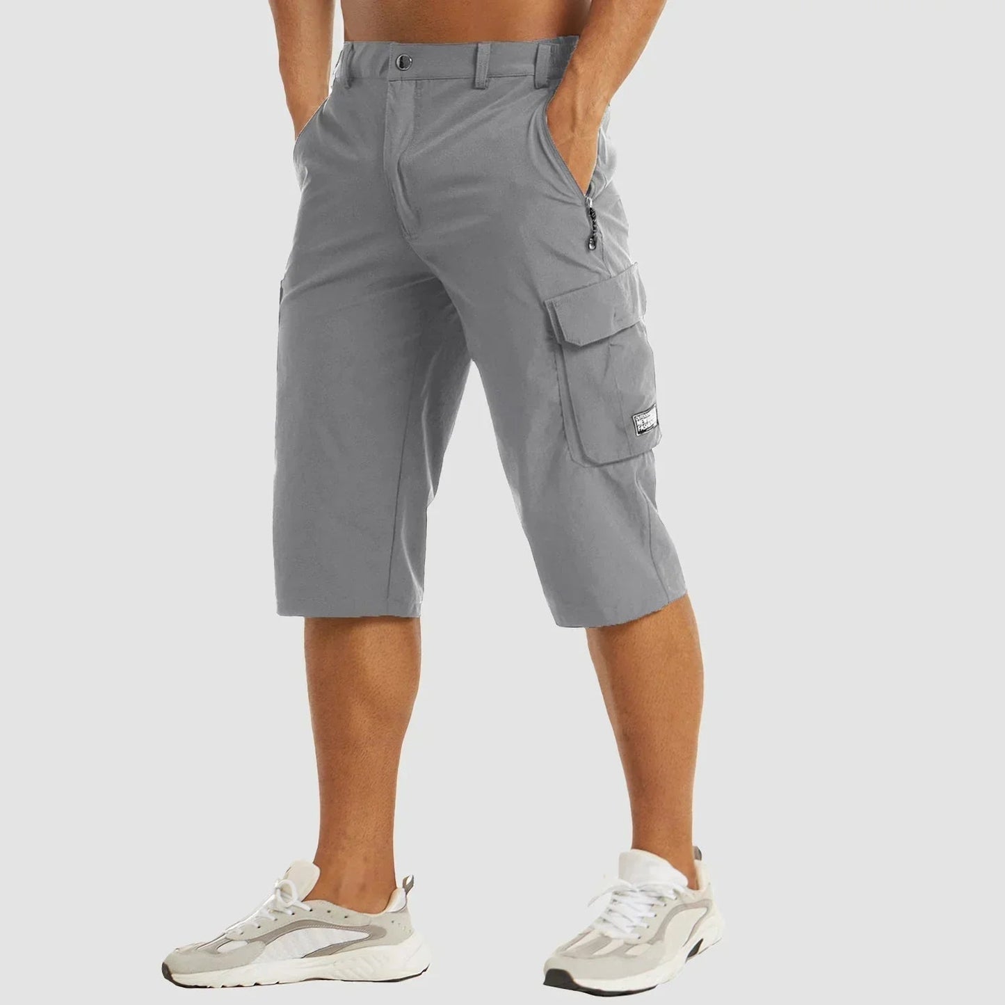 Functional Men's Cargo Shorts with Breathable Material and Practical Pockets