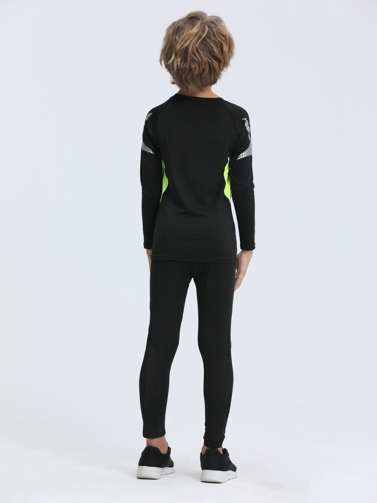 Set Active Motion Boys' Thermal Sports for Warm, Comfortable and Performance-Oriented