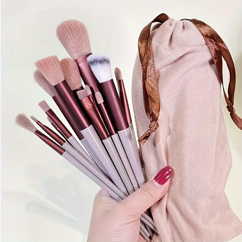 Brush with Fluffé Makeup Set for a Perfect Gift for Mother's Day