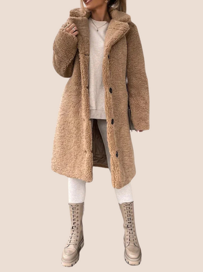Ladies Oversized Winter Coat for Soft Teddy Texture and Timeless Elegance