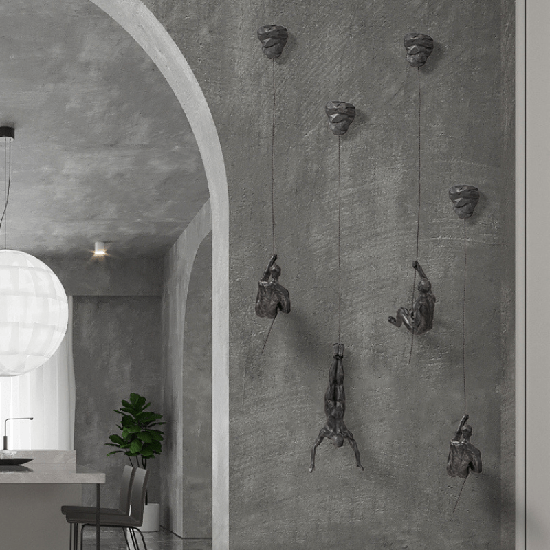 Set with Decorative Climbing Figures Wall Sculpture Design for Modern Wall Decoration