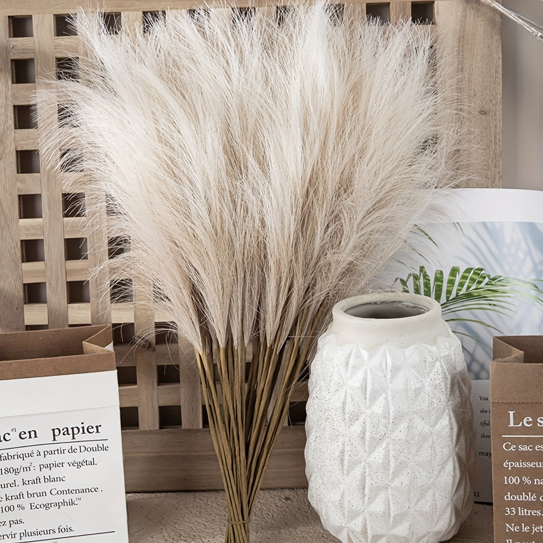 Artificial Pampas Grass for Home Decoration for Soft and Low Maintenance