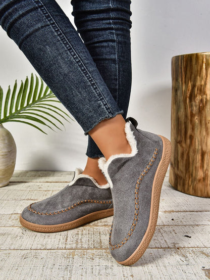 Comfortable Slippers for Women with Warm Lining and Slip-on Design