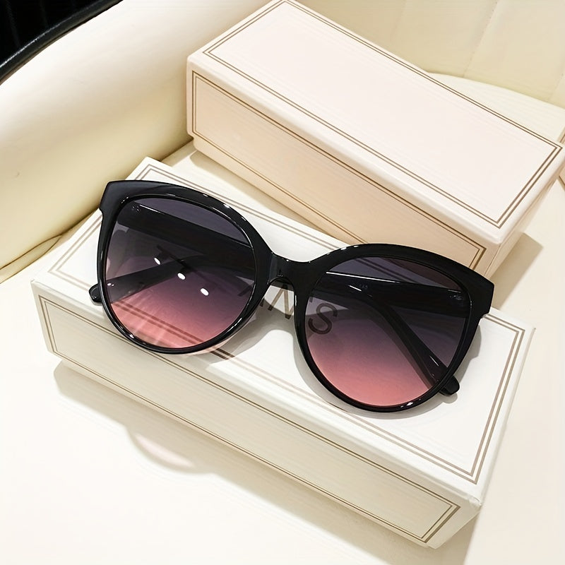 Luxe Cat-Eye Sunglasses for Women for Oversized and Stylish for Sunny Days