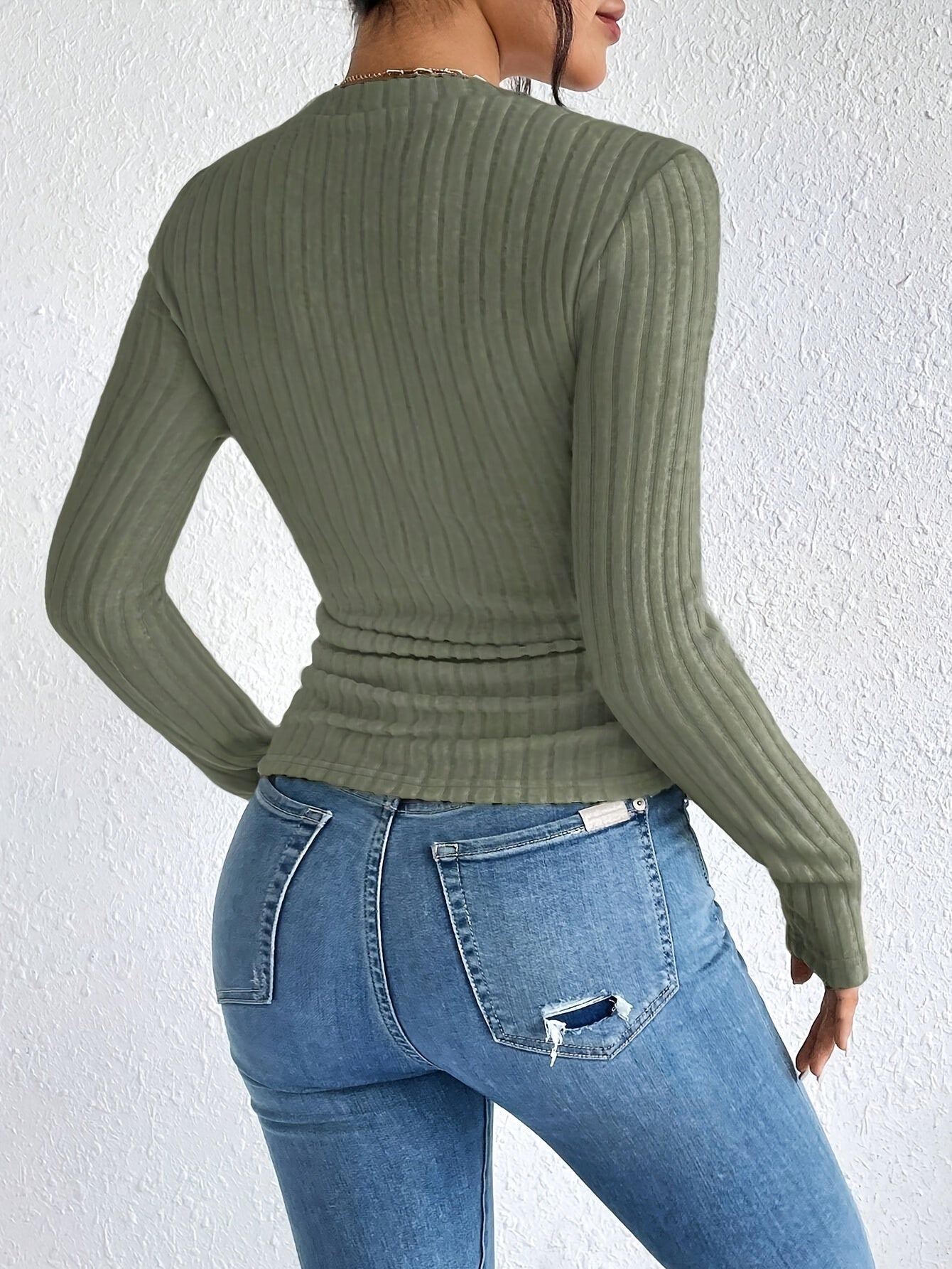 Luna Knitted Sweater for Elegant and Comfortable for Fall & Winter