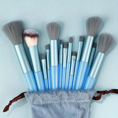 Brush with Fluffé Makeup Set for a Perfect Gift for Mother's Day