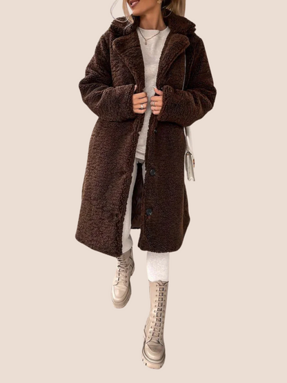 Ladies Oversized Winter Coat for Soft Teddy Texture and Timeless Elegance