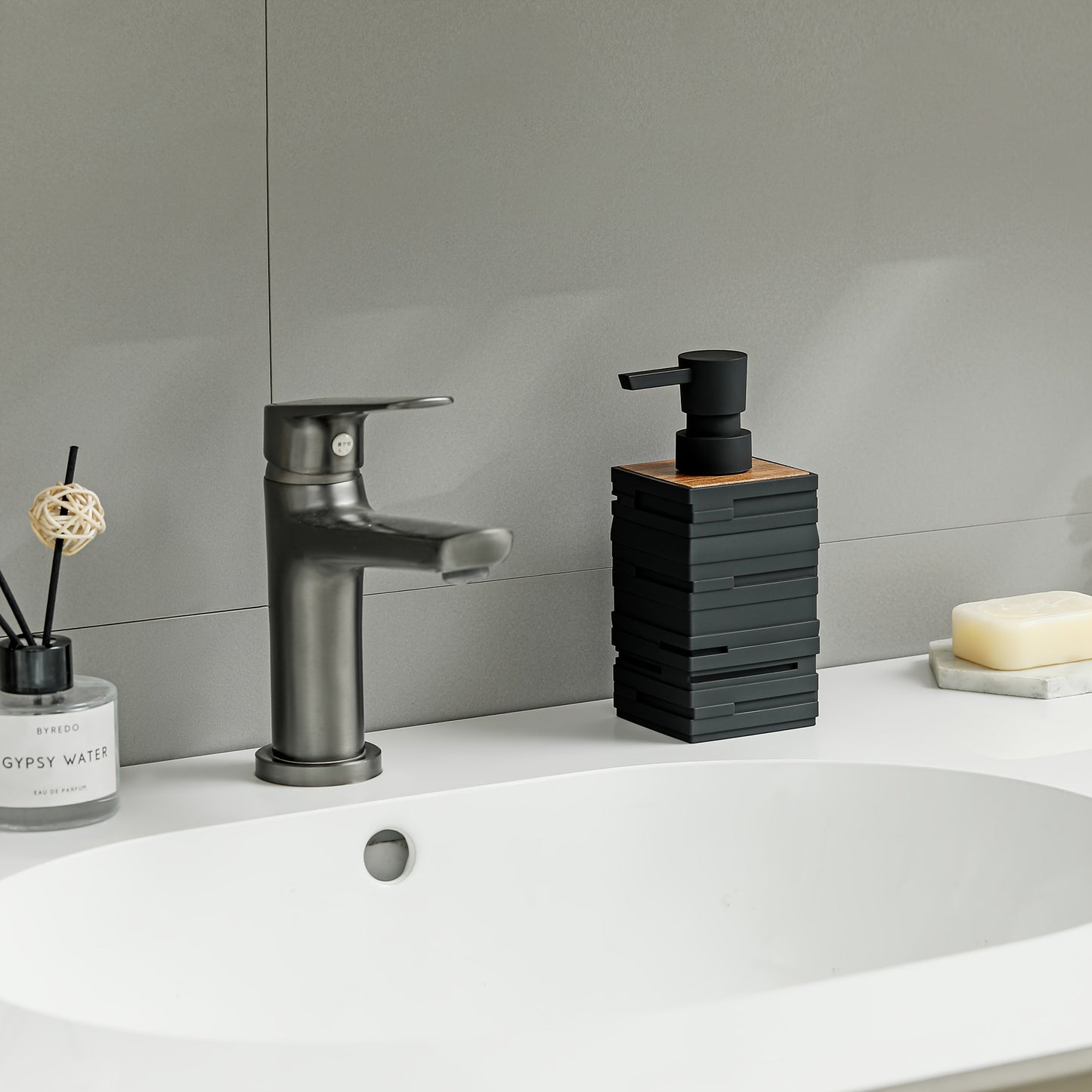 Soap Dispenser Modern Square Plastic for Minimalist and Practical