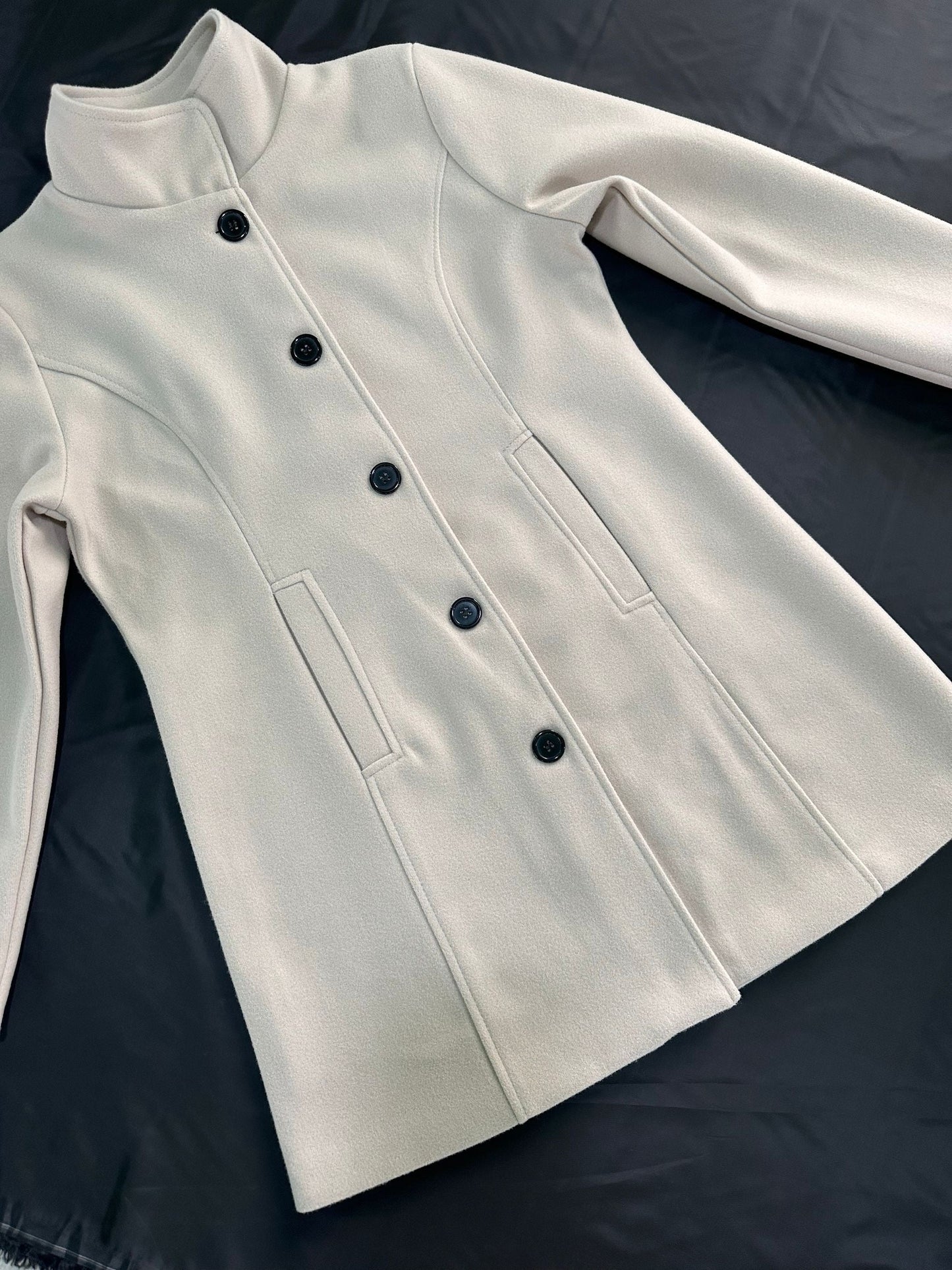 Elara Fleece Jacket for Elegant and Warm for Women in Autumn and Winter