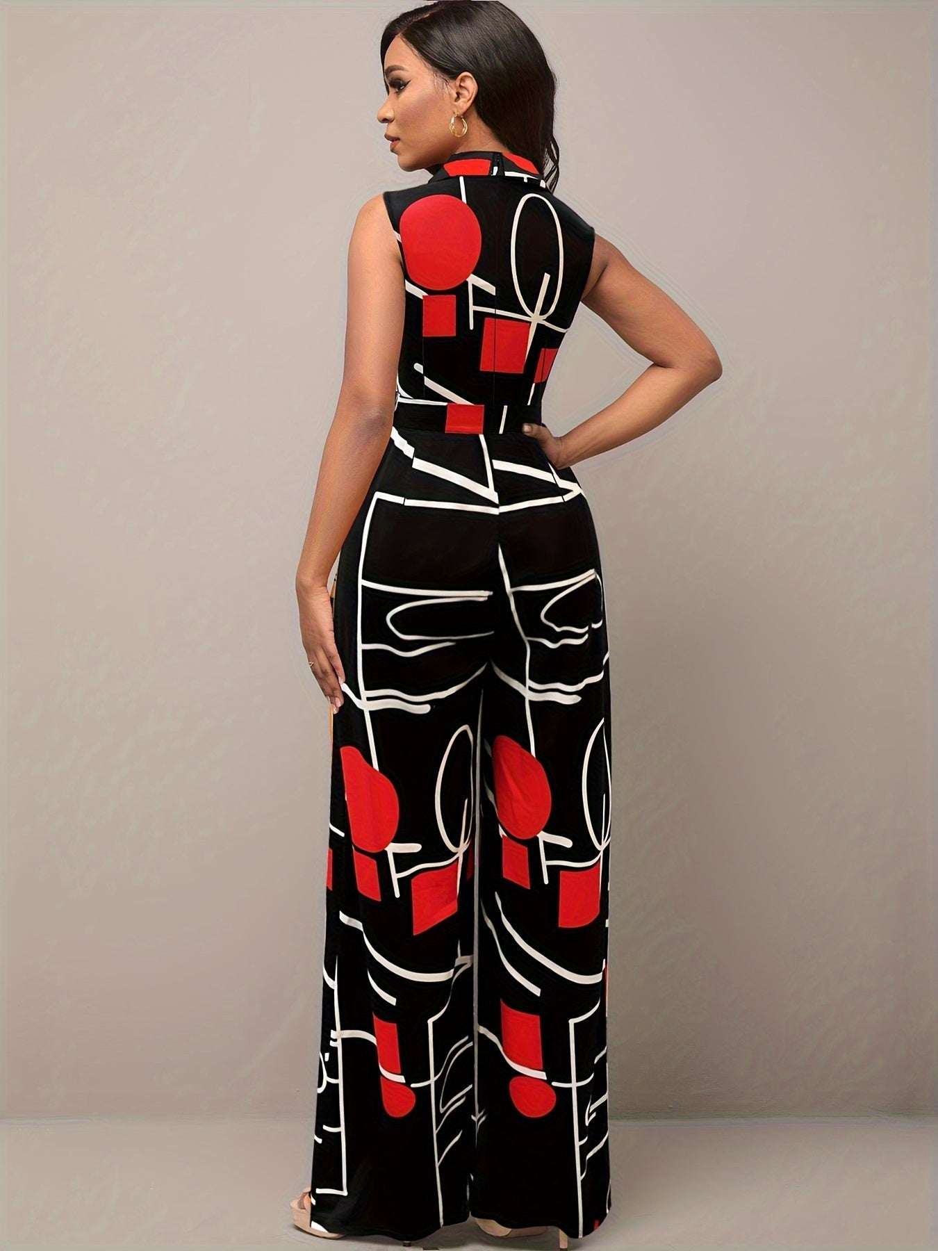 Elegant Geometric Printed Jumpsuit for Wide Legs and Belt for Parties and Casual Wear