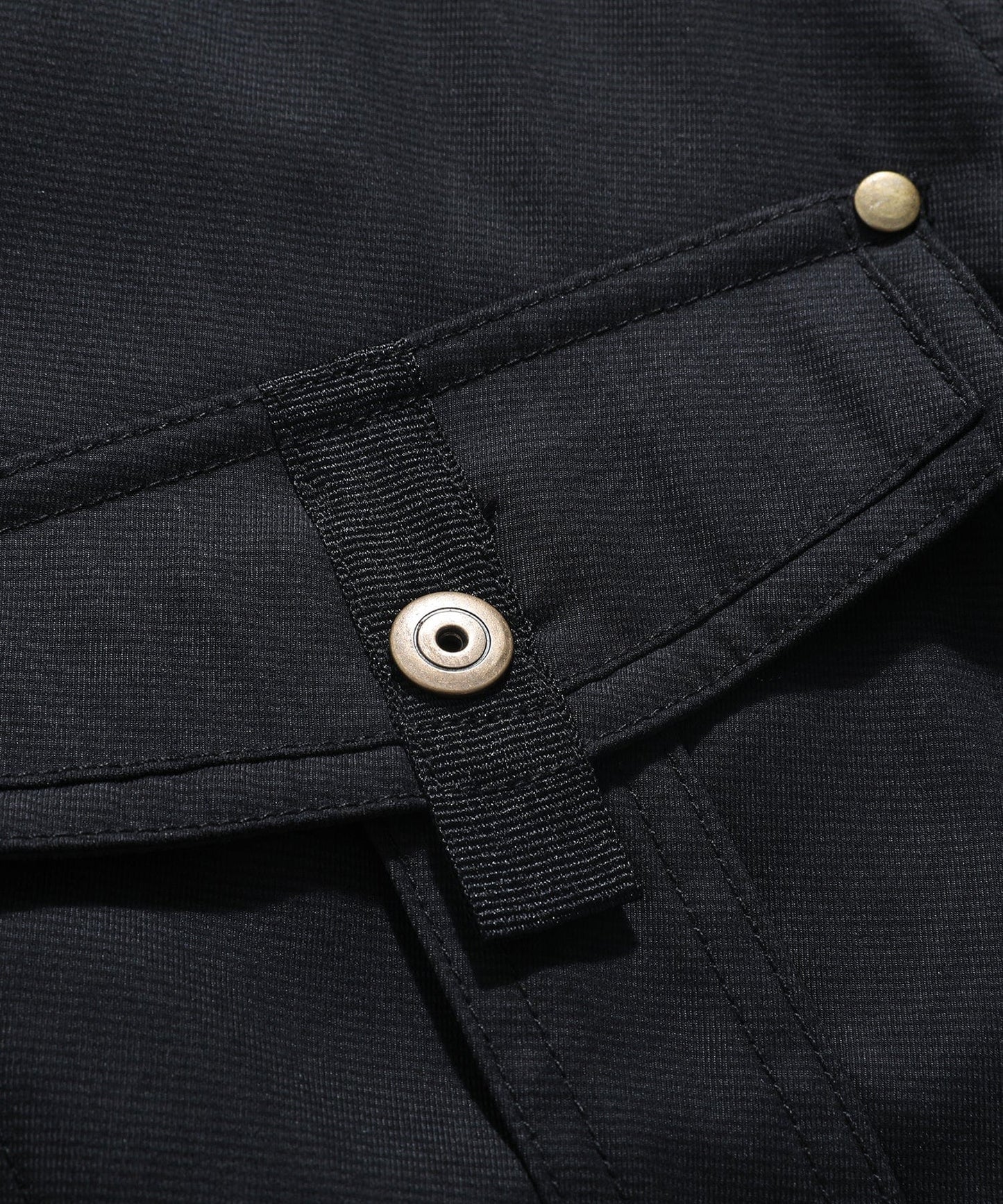 Versatile Men's Jacket with Insulated Flannel Lining for Functional and Reliable