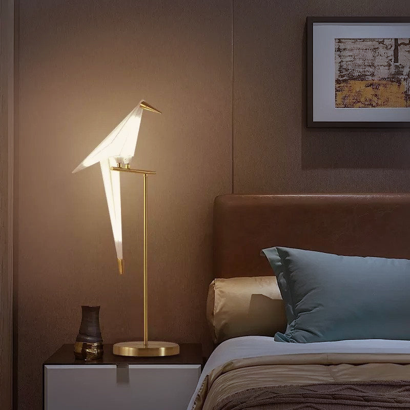 Table Lamp Origami Birdy with Cozy Warm Light and Modern Wing Design