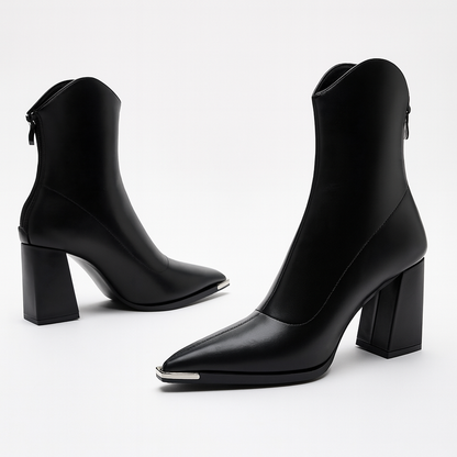 Boots in Imitation Leather with Chrome Toe for Elegant and Striking