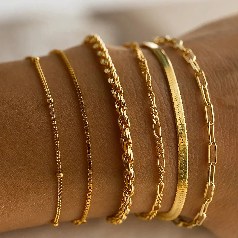 Bracelet with Ladies' Set with Link Design for Trendy Layered Bracelets for Everyday Use