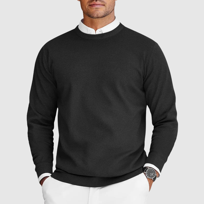 Men's Crew Neck Jumper with Fine Knit Structure for Comfortable and Timeless