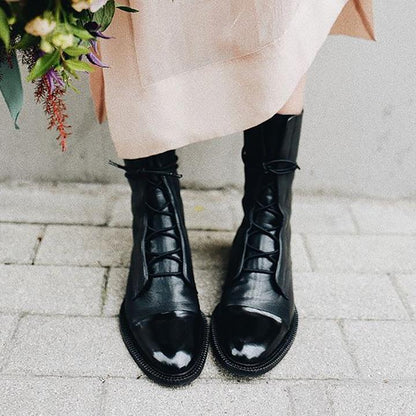 Boots with Ladies' Leather Ankle Lace-Up for Timeless and Comfortable
