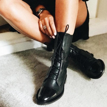 Boots with Ladies' Leather Ankle Lace-Up for Timeless and Comfortable
