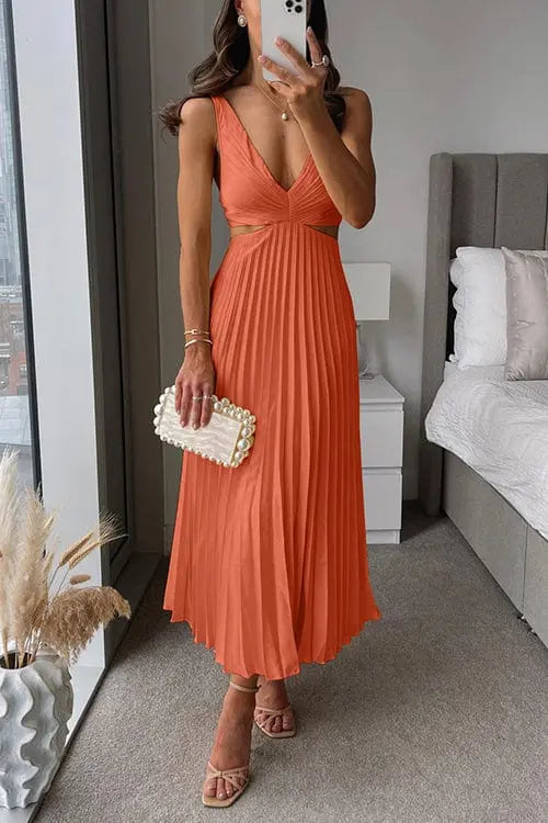 pleated dress feminine