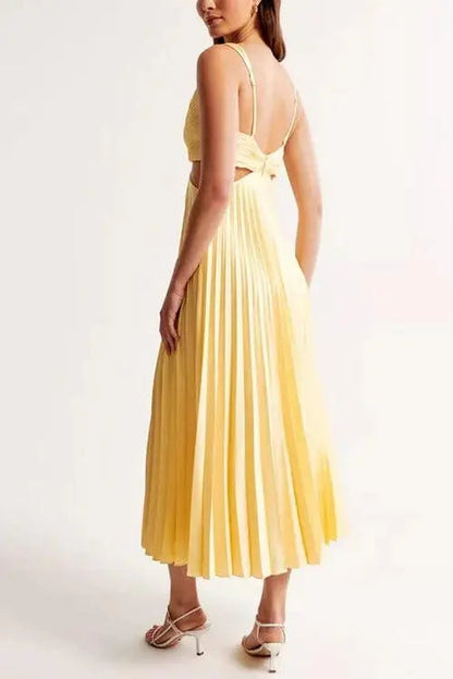 pleated dress feminine