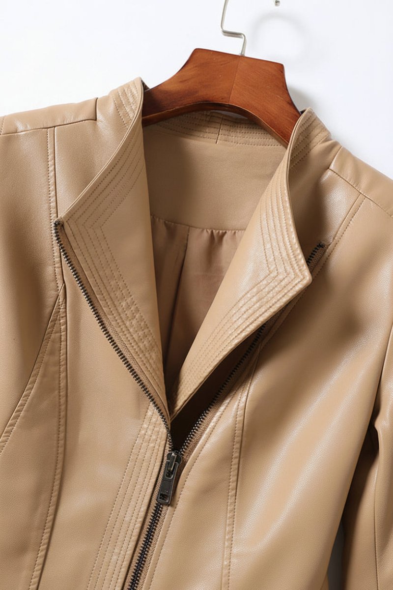Stylish Ladies' Jacket with Modern Cut for an Elegant and Confident Look