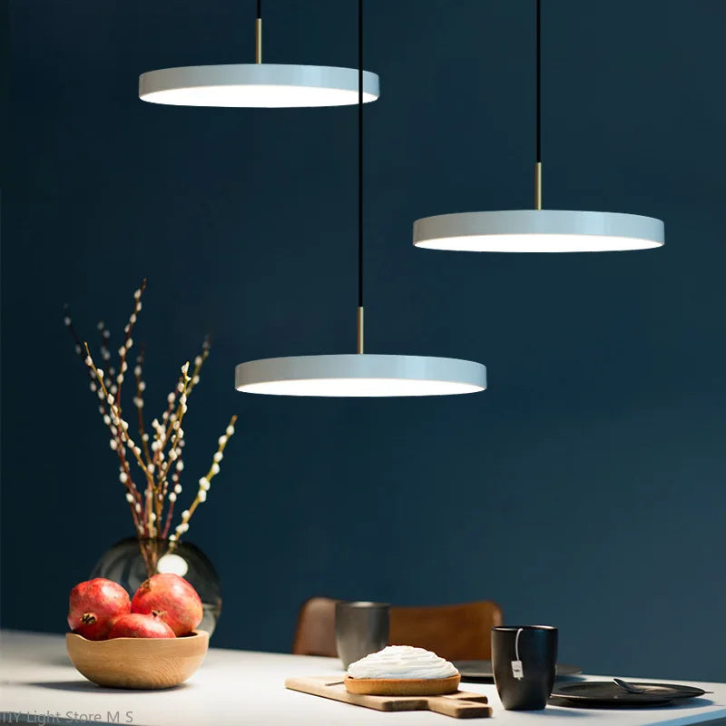 Light with Scandinavian Pendant Lamp with Warm and Minimalist Design