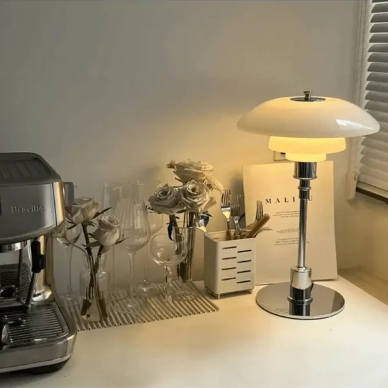Table Lamp with Design Glass Shade for Atmospheric Light and Minimalist Elegance