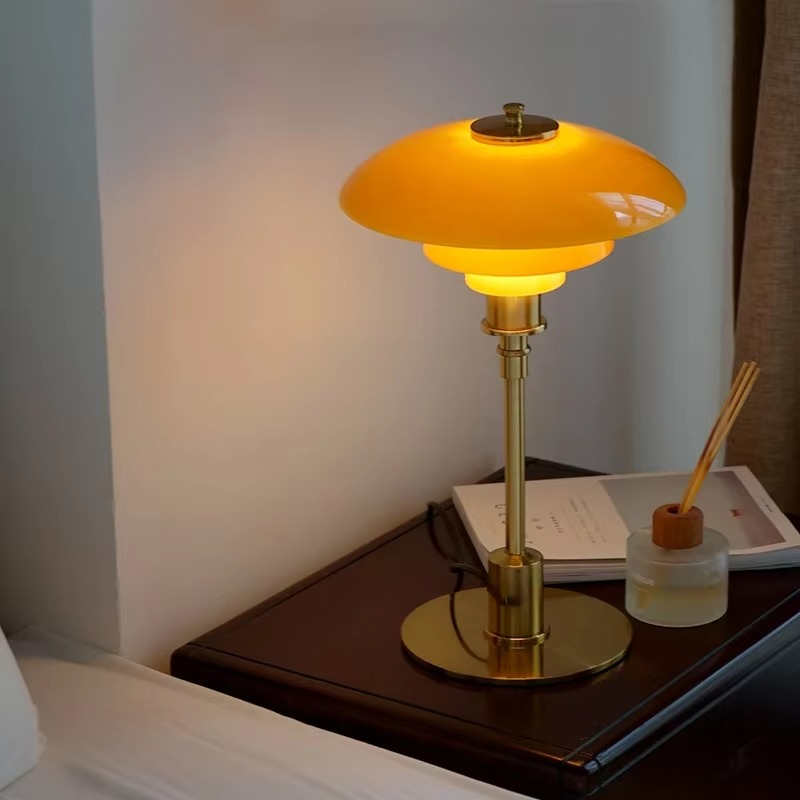 Table Lamp with Design Glass Shade for Atmospheric Light and Minimalist Elegance