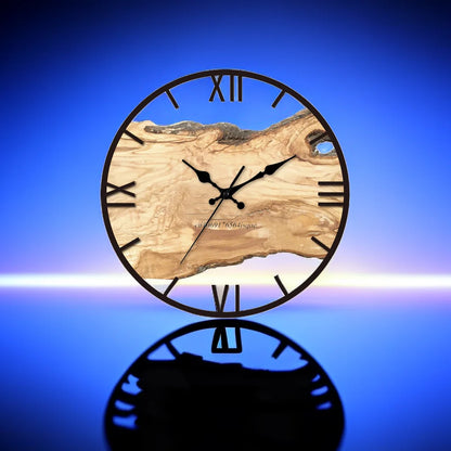 Clock Wooden Design Wall for Natural Calm and Timeless Character