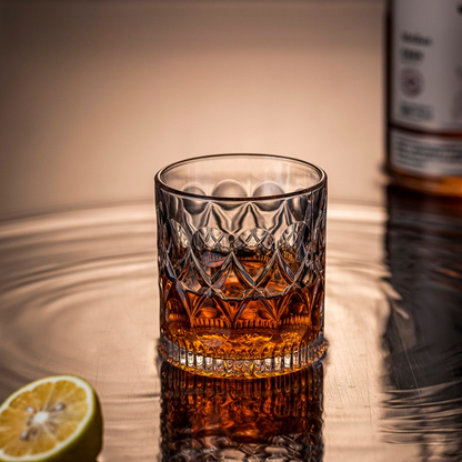 Crystal Whisky Glass for Stylish Serving and Optimal Tasting Experience