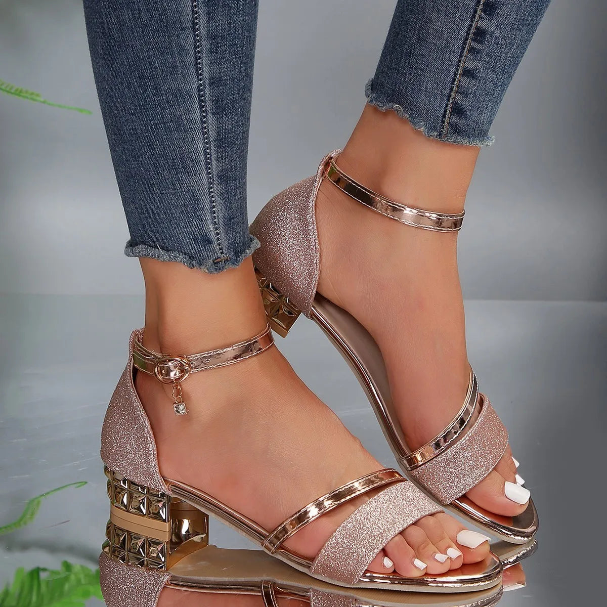 Sandals with Ladies' Elegant Comfortable Heel for Festive Summer Outfits