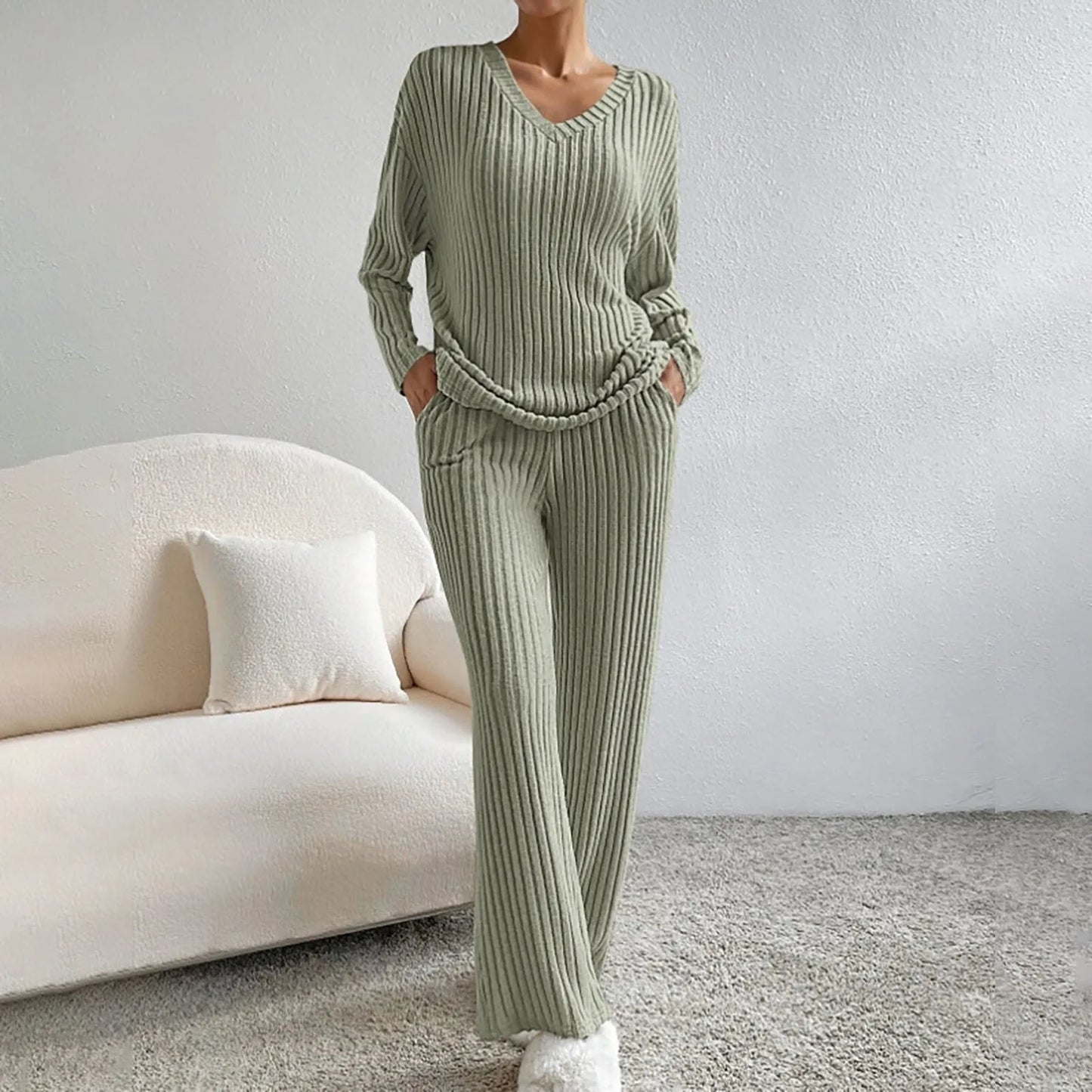 Set with Ladies Knitted Loungewear Two-Piece Soft Texture and Comfort