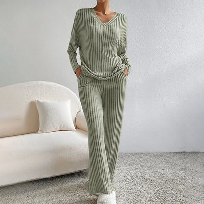 Set with Ladies Knitted Loungewear Two-Piece Soft Texture and Comfort