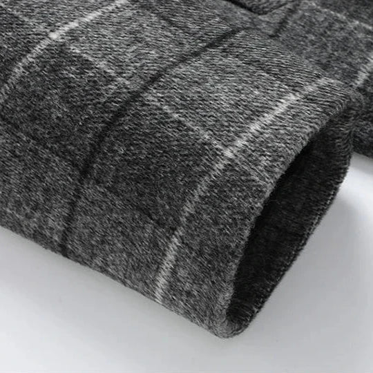 Men's Wool Overcoat with Check Pattern and Quilted Lining for Timeless and Warm
