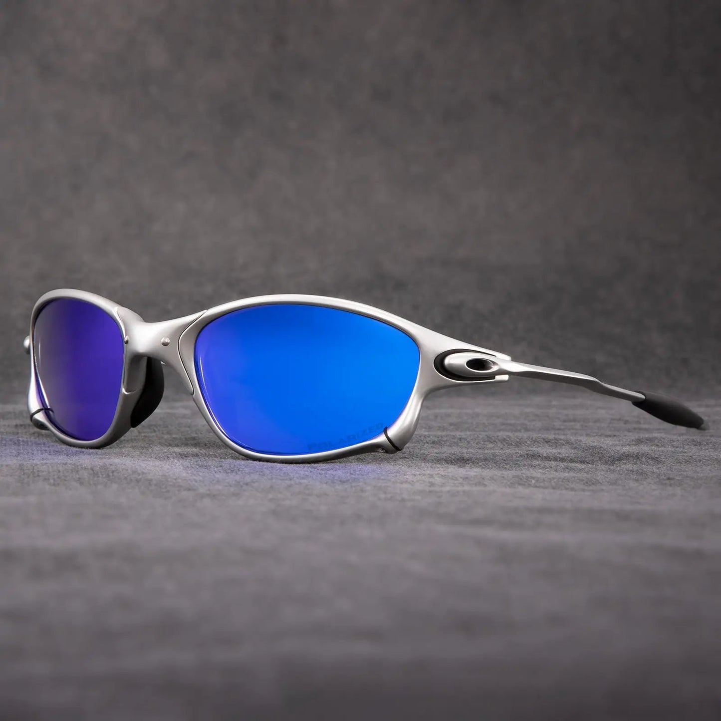 Sporty Polarised Sunglasses for Metallic Frame with Red Lenses